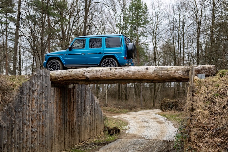 2024 Mercedes klasy G bok