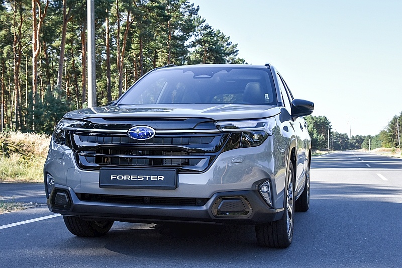 2025 Subaru Forester - przód