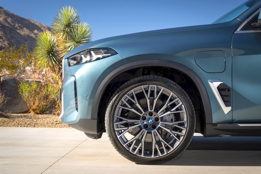 2023 BMW X5