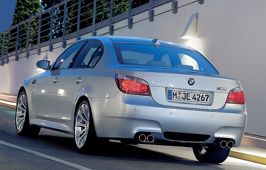 BMW M5 E60