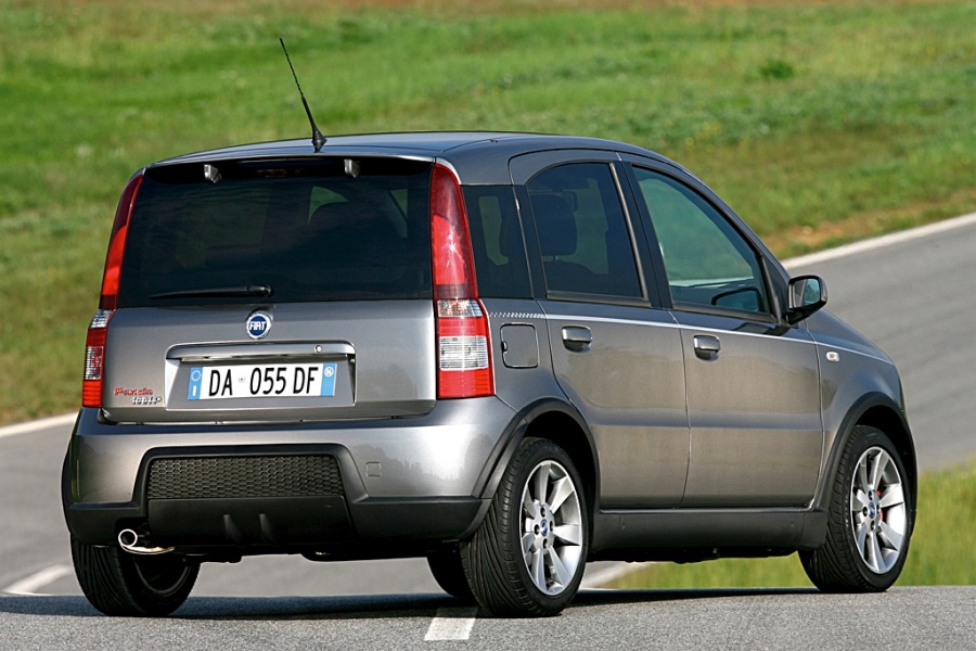 Fiat Panda 100HP - najlepsze małe Fiaty w historii