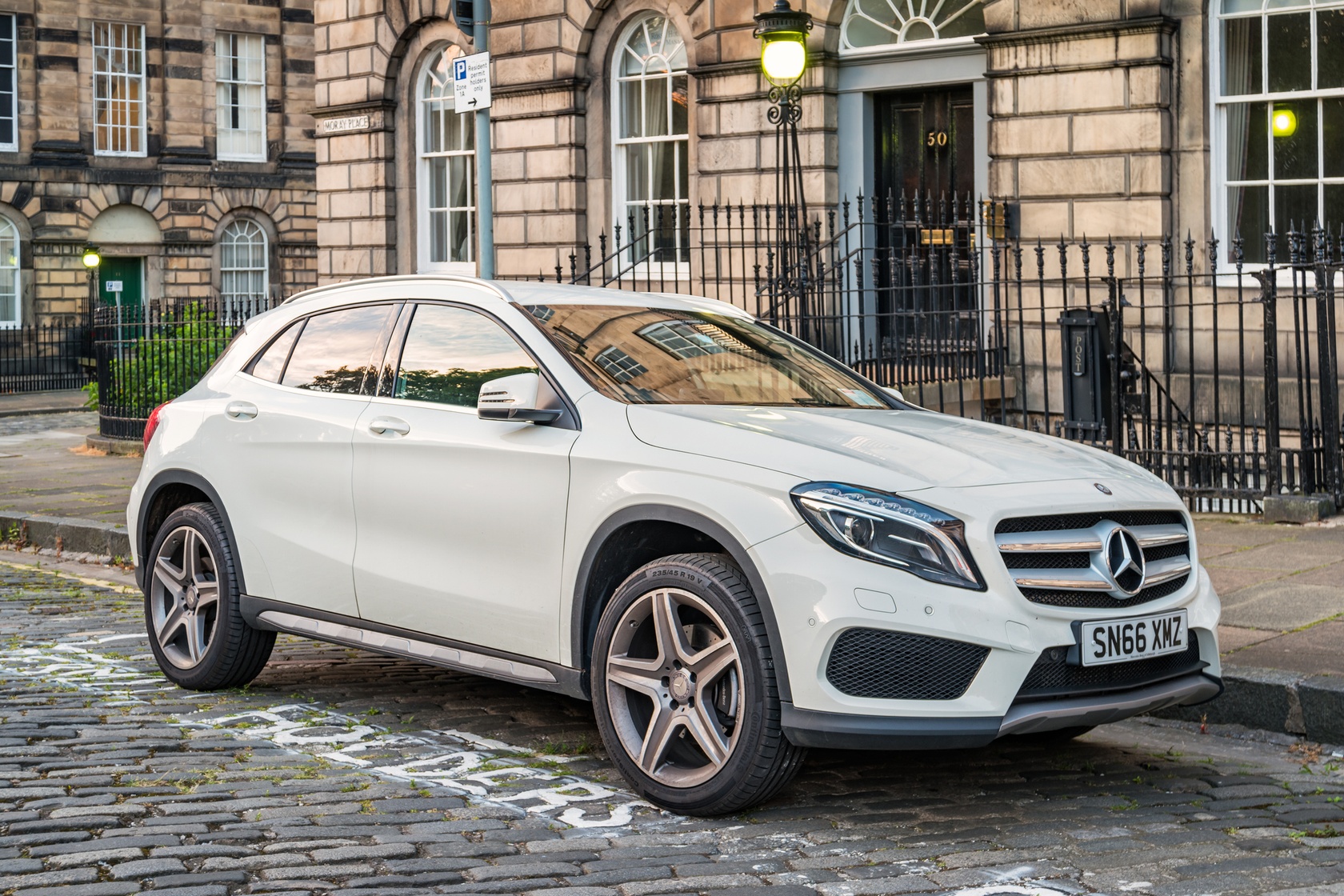 Mercedes GLA