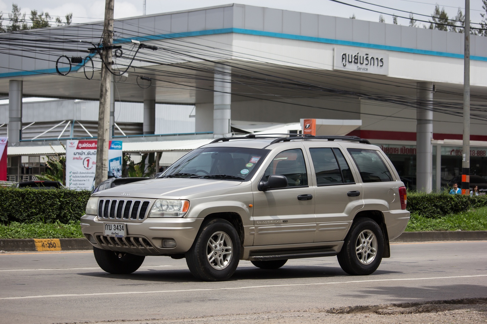 Auta z silnikiem R5 do 25 tys. Jeep Grand Cherokee