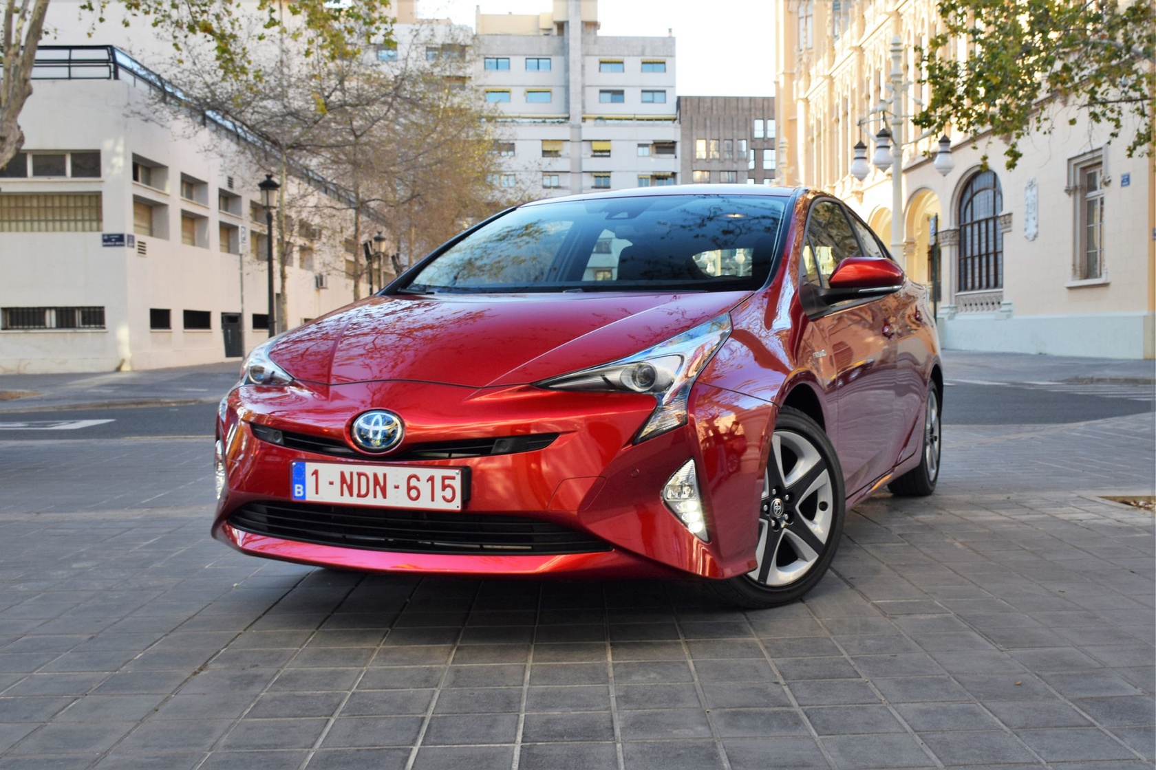 hybrydy i elektryki: Toyota Prius to jeden z najbardziej rozpoznawalnych samochodów z napędem hybrydowym