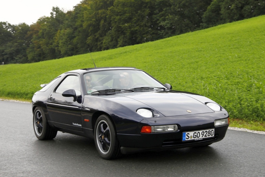 Porsche 928 GTS