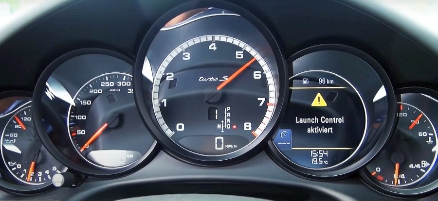 Porsche 911 Turbo S - Launch Control