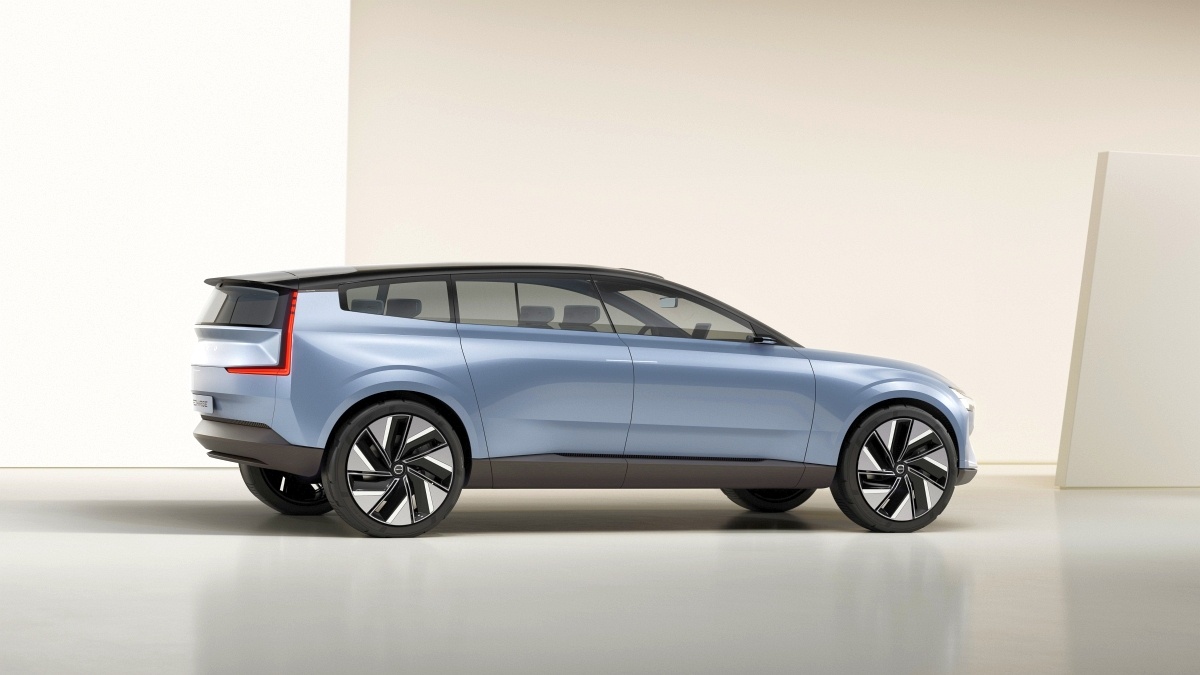 Volvo Concept Recharge