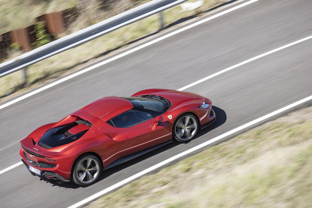 Ferrari 296 gtb