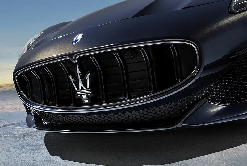 2024 Maserati GranCabrio - przód