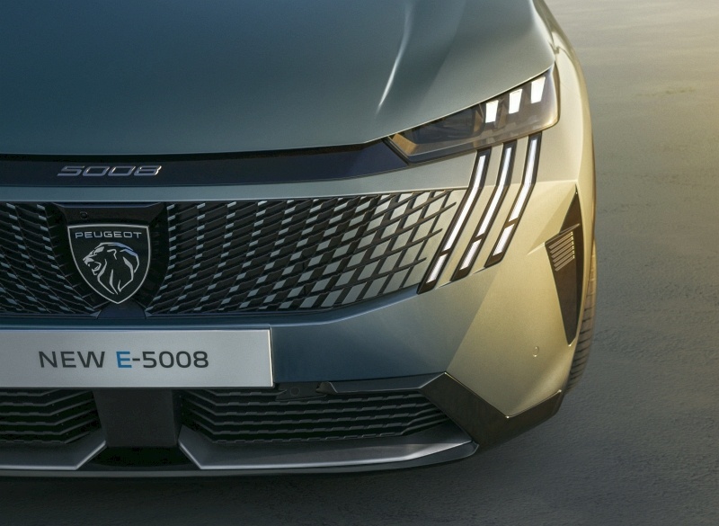 2024 Peugeot 5008 - lampa