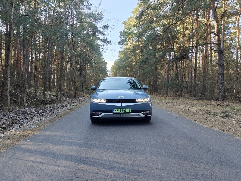 Hyundai Ioniq 5 77 kWh 229 - przód