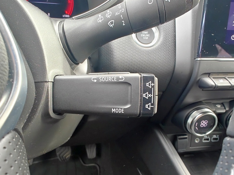 2024 Mitsubishi Colt - joystick