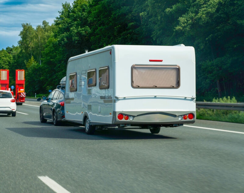 przyczepa kempingowa autostrada