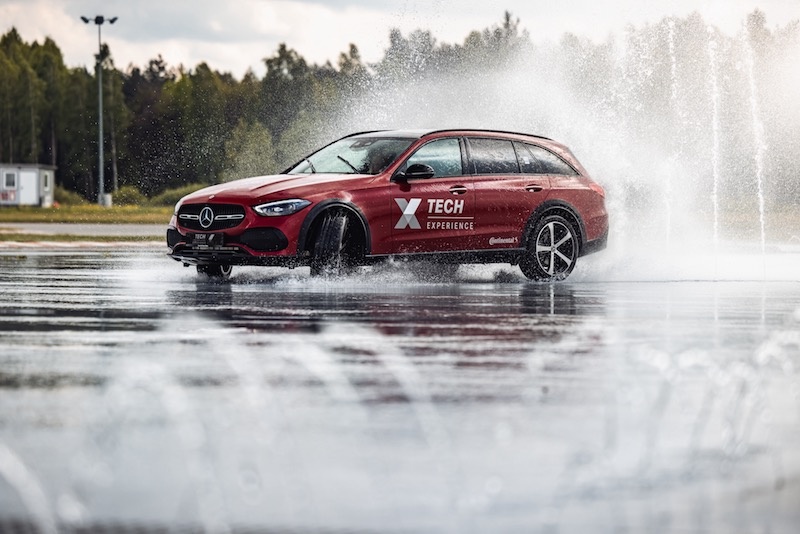 Mercedes-Benz Tech Experience płyta poślizgowa