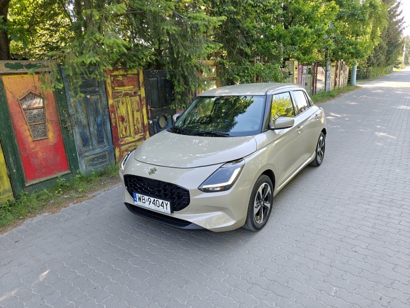 Suzuki Swift - przód