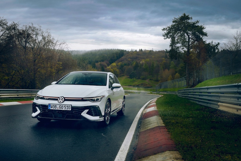 2024 Volkswagen Golf GTI Clubsport przód tor