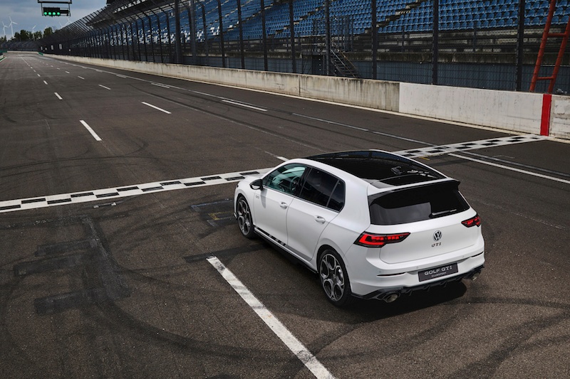 2024 Volkswagen Golf GTI Clubsport dach