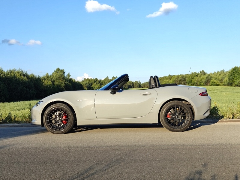 2024 Mazda MX-5 - bok