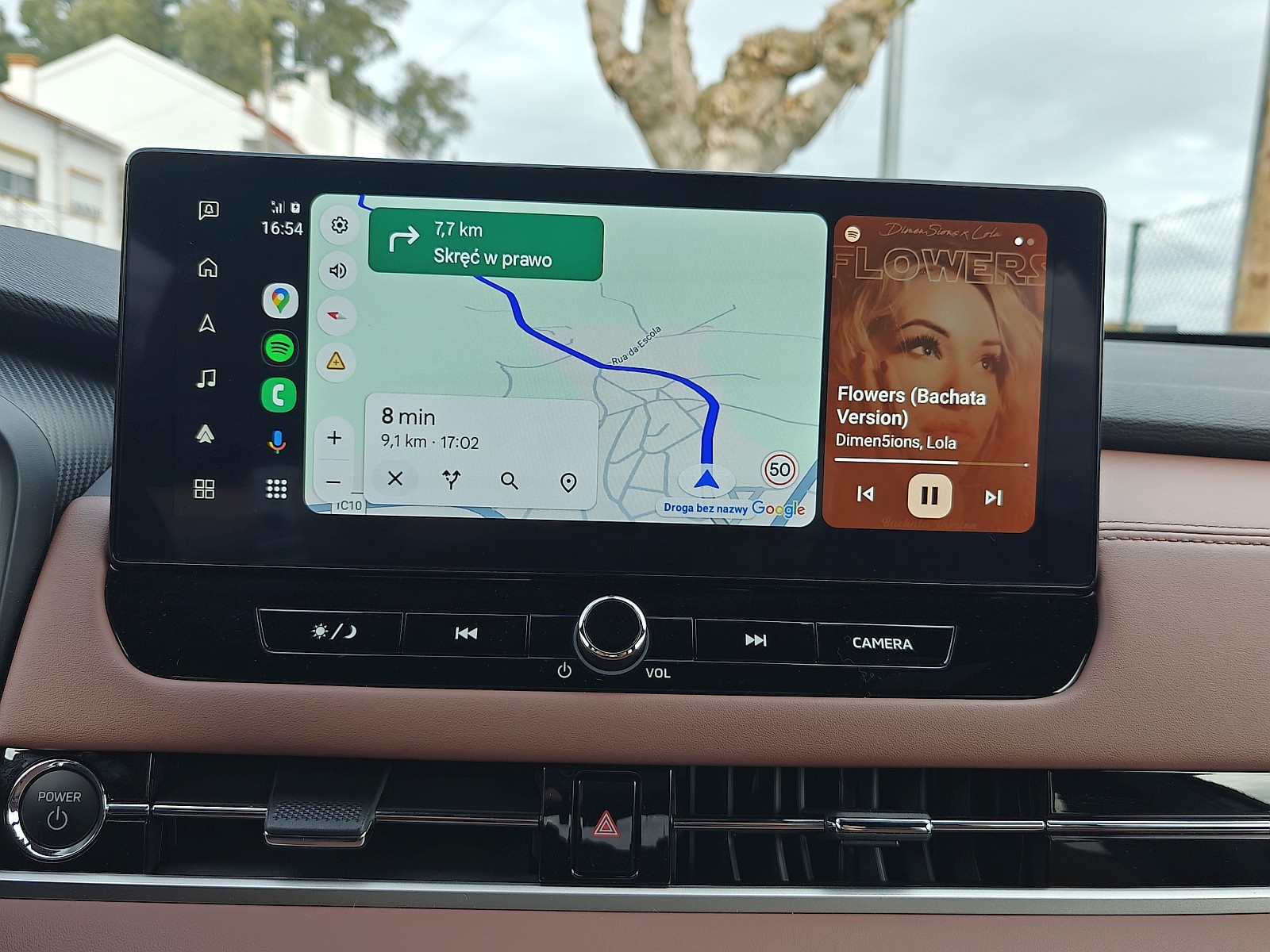 2025 Mitusbishi Outlander PHEV - ekran