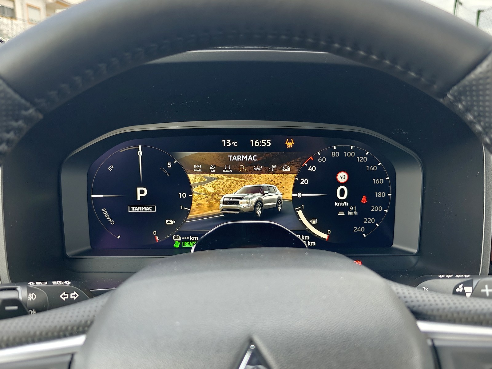 2025 Mitusbishi Outlander PHEV - ekran